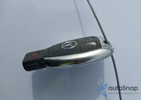 2006 Mercedes-Benz Ml 350 4Matic z USA, uszkodzony, nr VIN 4JGBB86EX6A081222